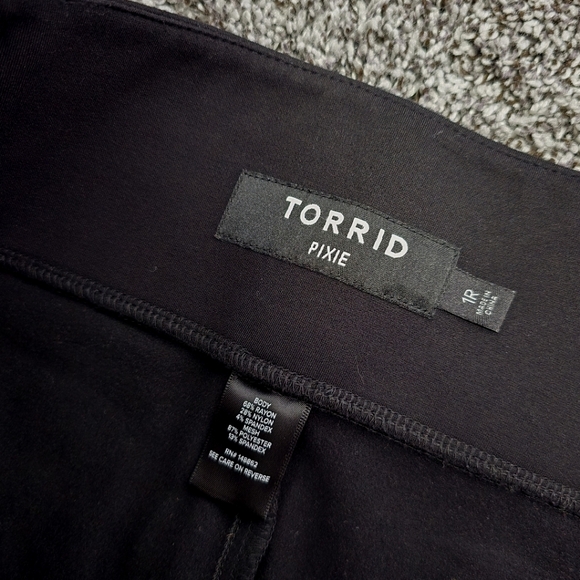 Torrid Pull-On Pixie Pant in Black - Picture 5 of 6